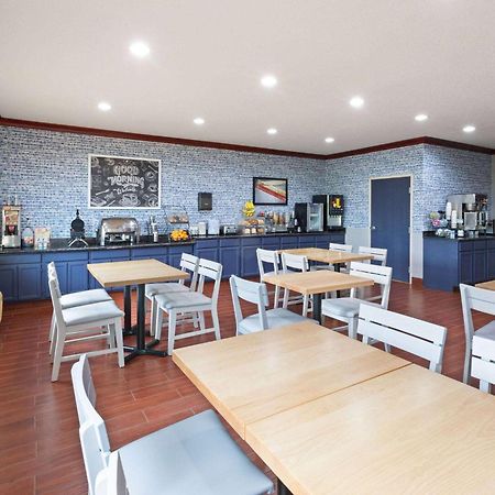 Pioneer Inn & Suites Grinnell Экстерьер фото