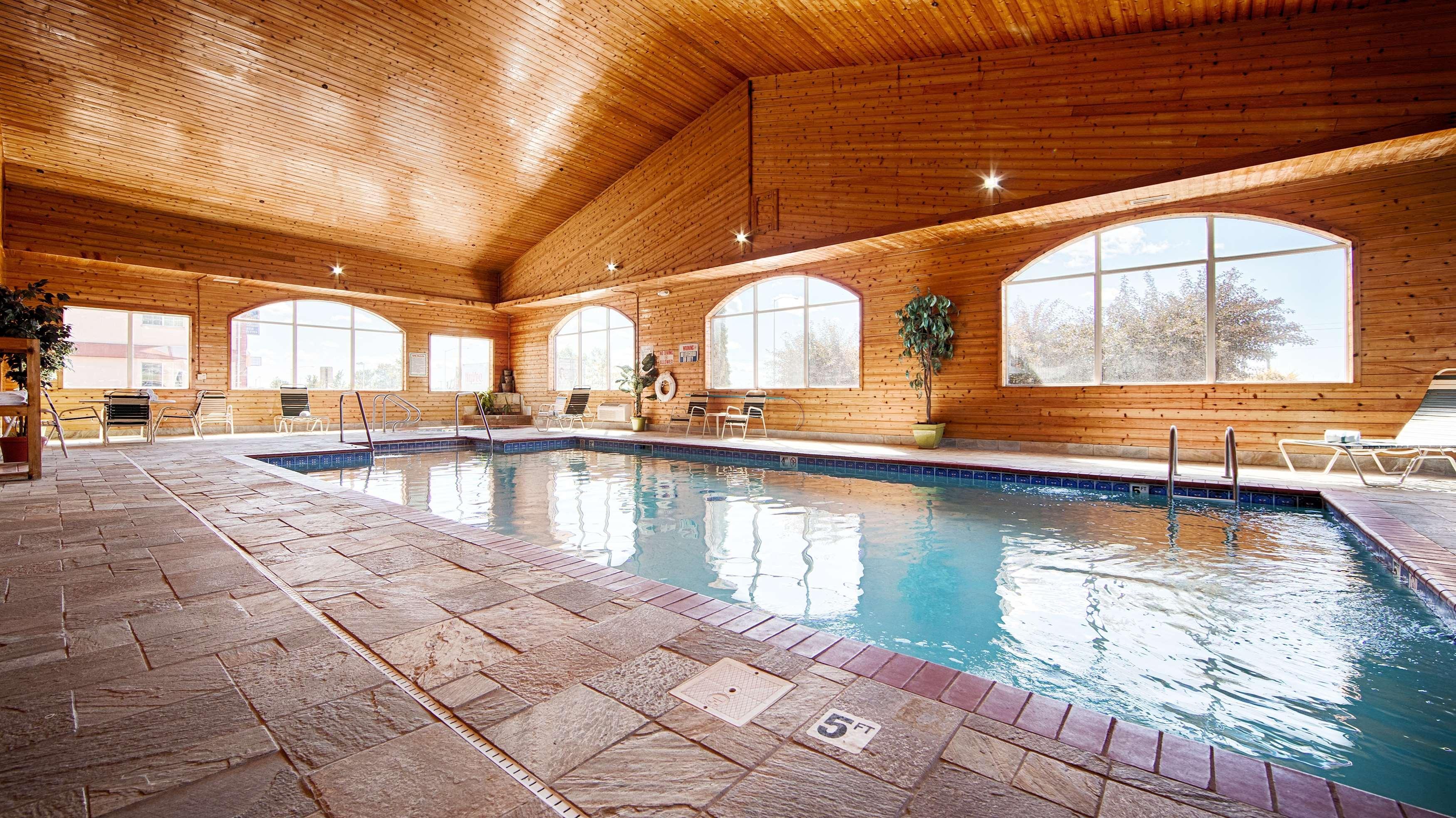 Pioneer Inn & Suites Grinnell Экстерьер фото